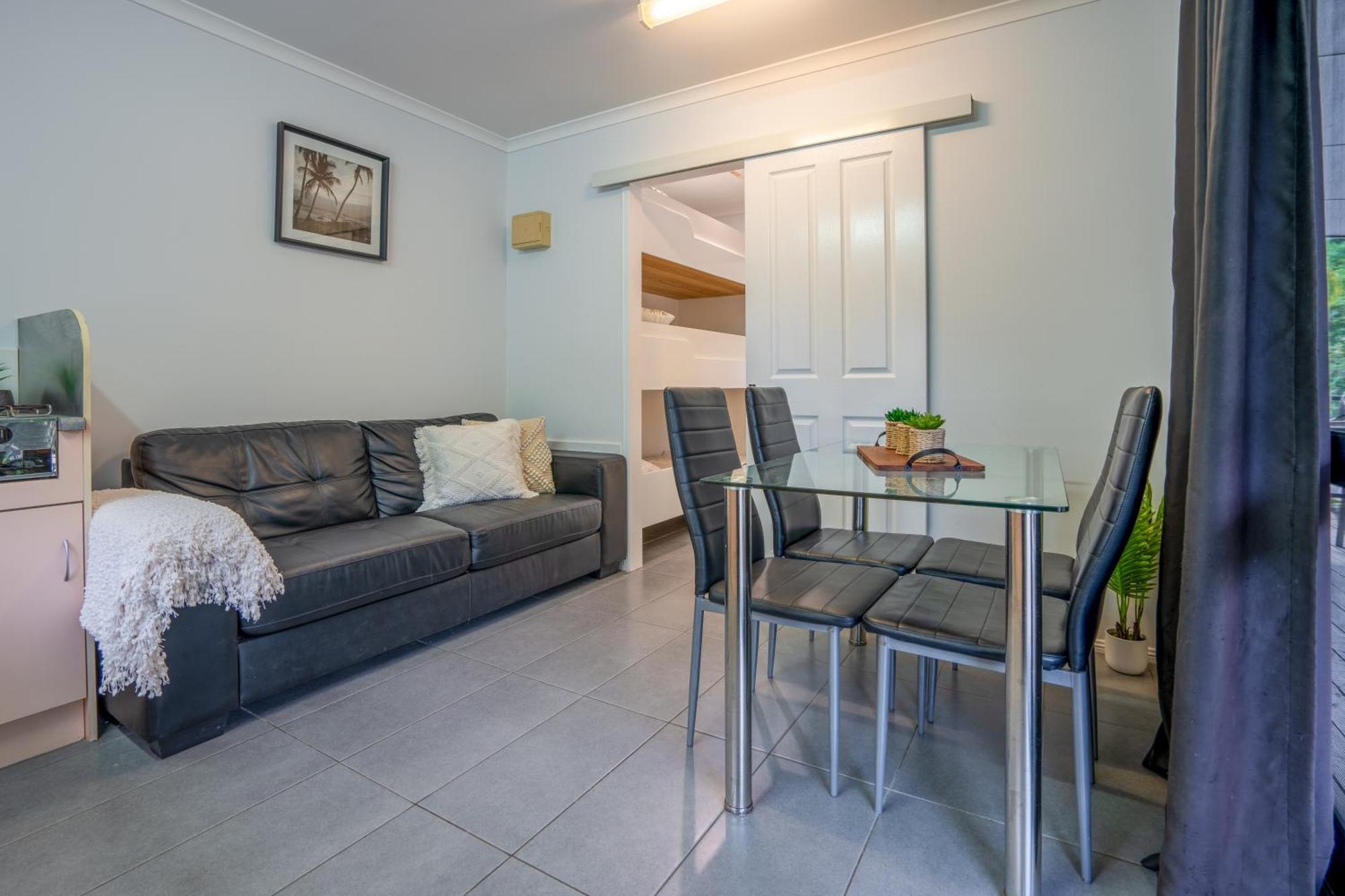 Tasman Holiday Parks - Cairns Cool Waters ภายนอก รูปภาพ