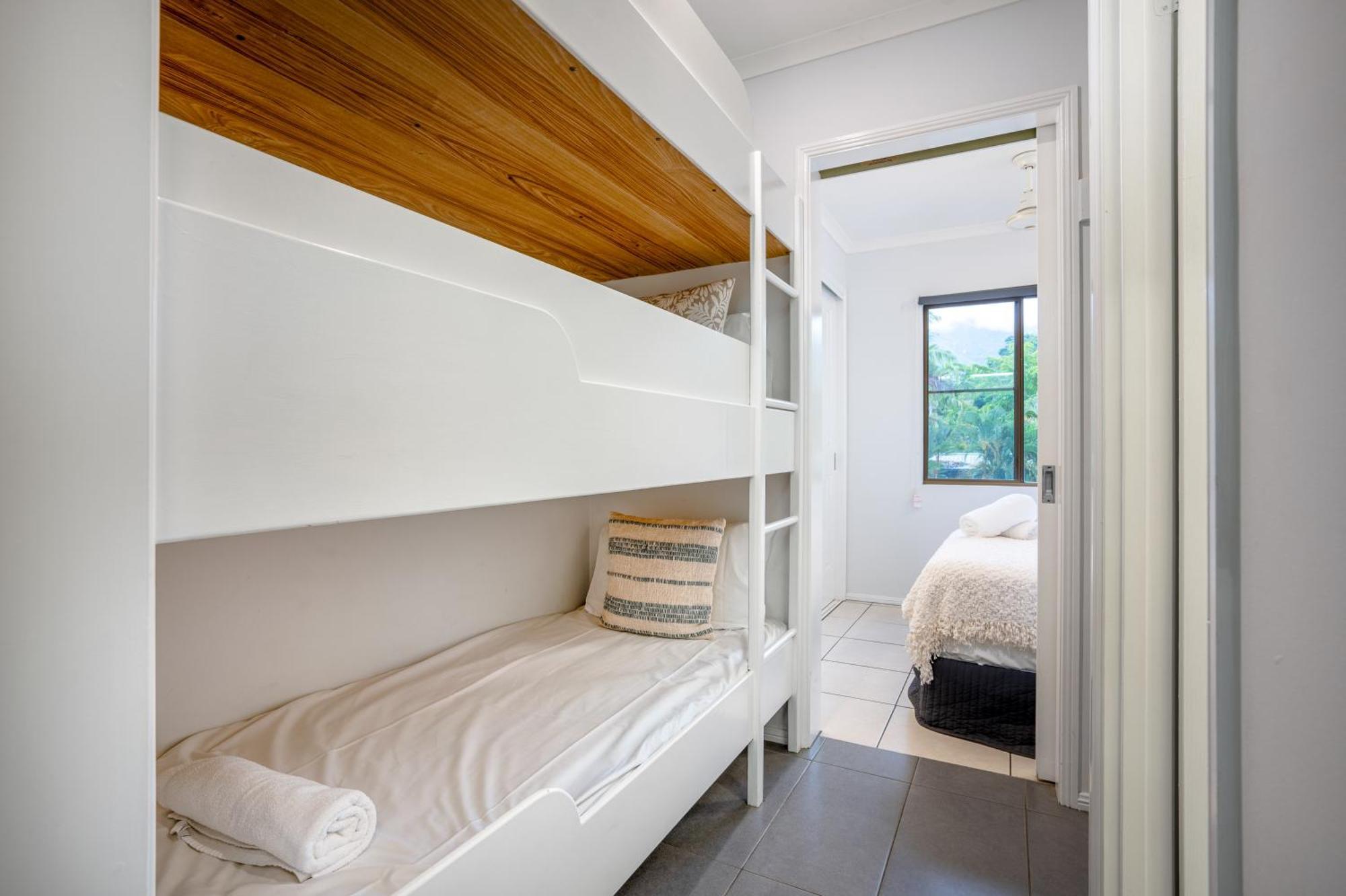 Tasman Holiday Parks - Cairns Cool Waters ภายนอก รูปภาพ