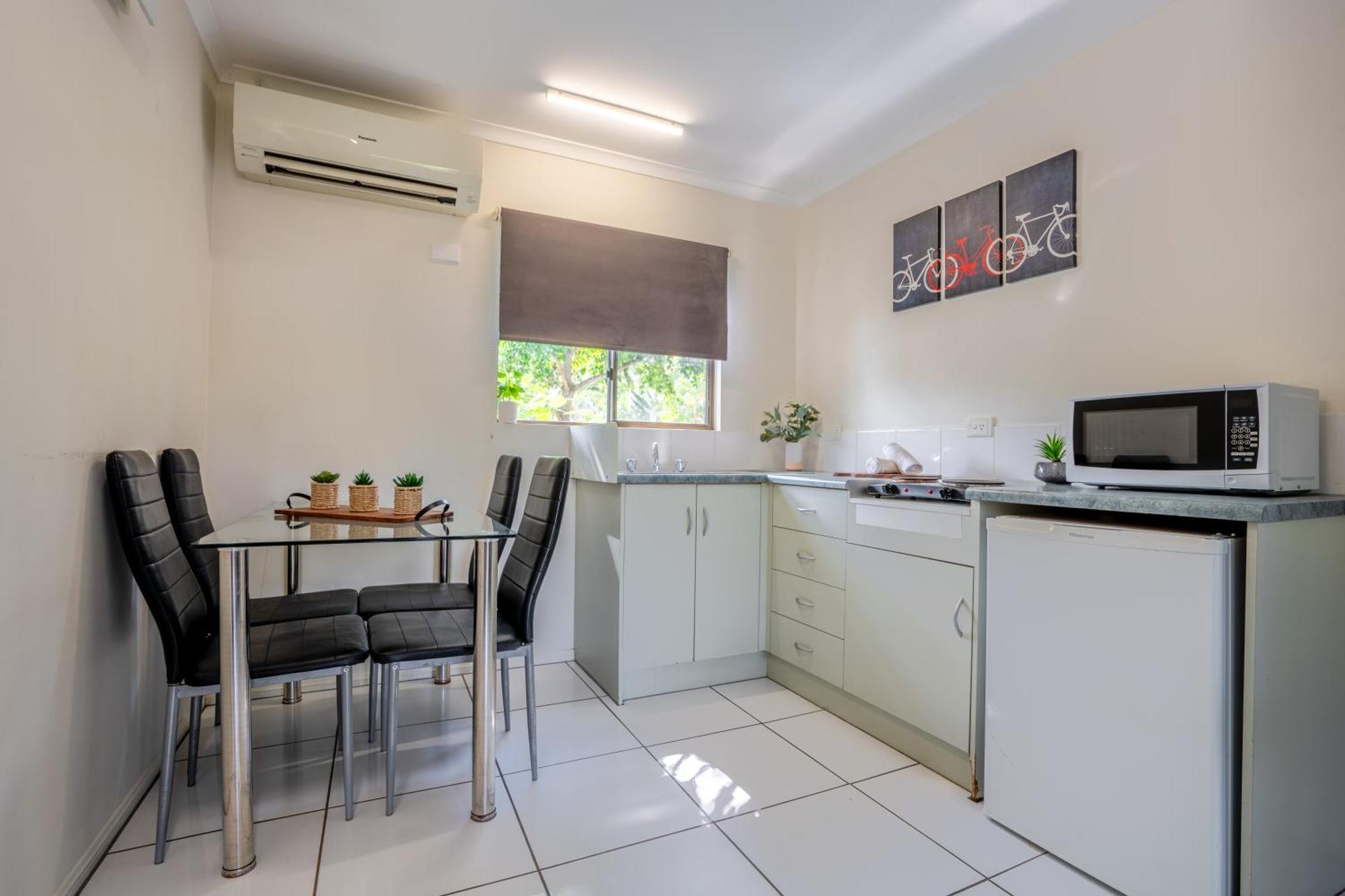 Tasman Holiday Parks - Cairns Cool Waters ภายนอก รูปภาพ